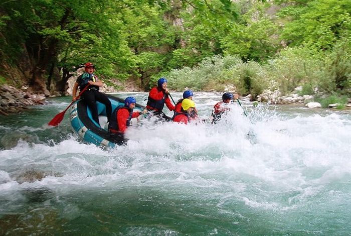 Hotel Akti Nafpaktos - Rafting in Evinos River Image 03